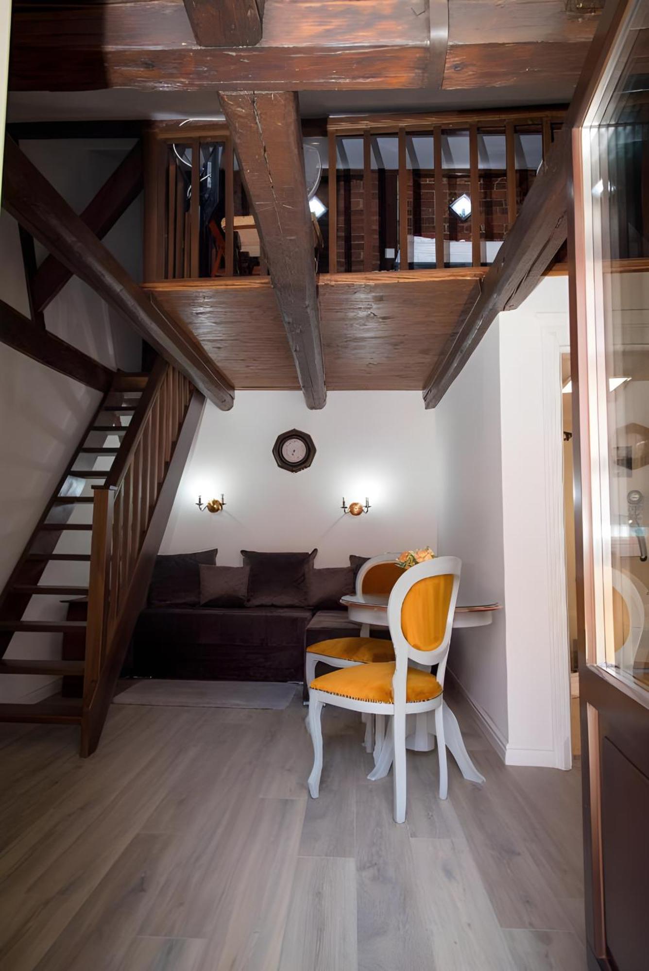 Aparthotel Cochet House Sibiu Extérieur photo